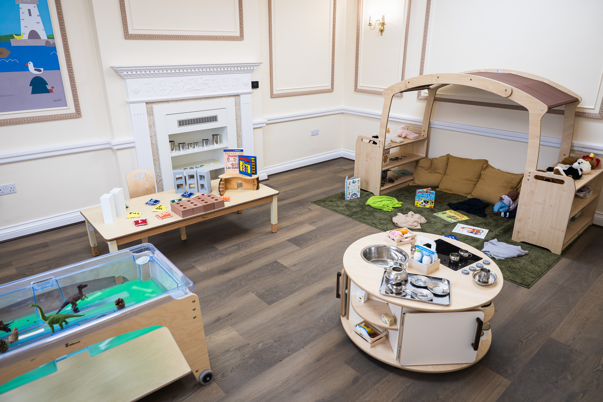 Mini Moons Play and reading area